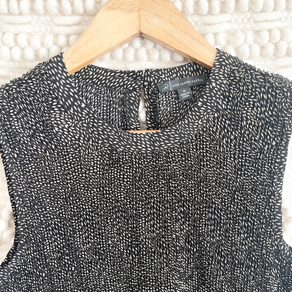 Adrianna Papell Pleated Sleeveless Tank Black Camel Leaf NWT - Picture 3 of 9